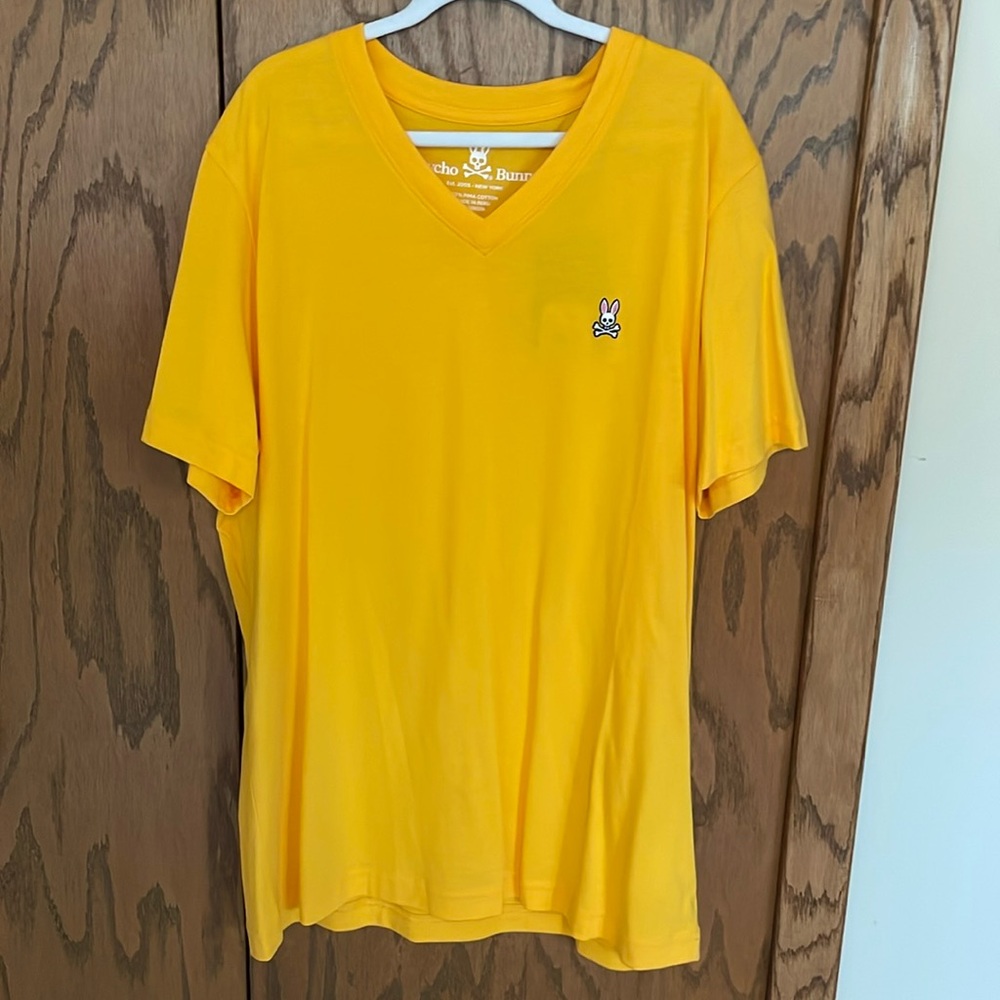 NWT Men’s Psycho Bunny T - size 4(men’s small)